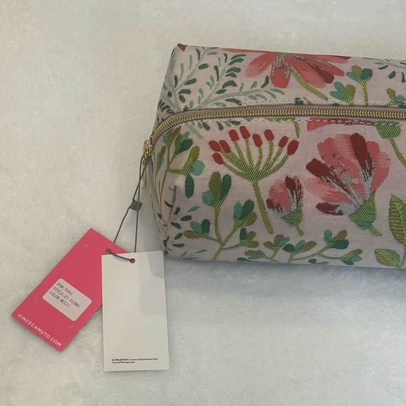 *New* Vince Camuto Multicolored Floral Hair Tool Bag - Picture 10 of 15